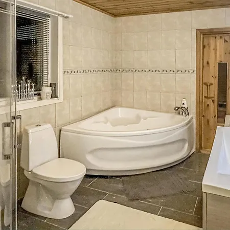 Stunning Home In Vevang Holiday home *